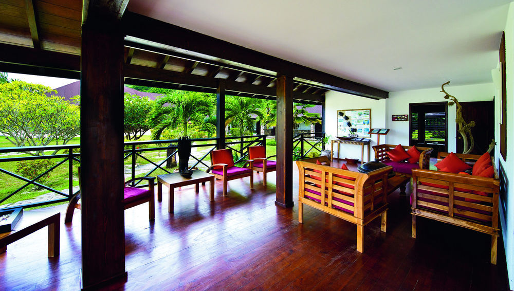 New Emerald Cove Hotel Baie Sainte Anne Luaran gambar