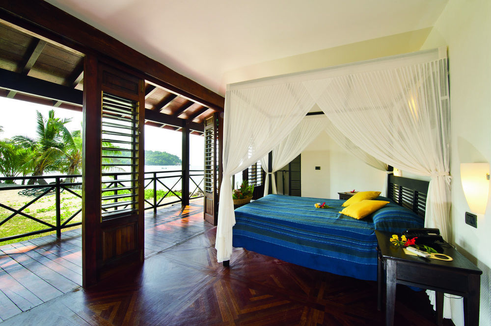 New Emerald Cove Hotel Baie Sainte Anne Luaran gambar