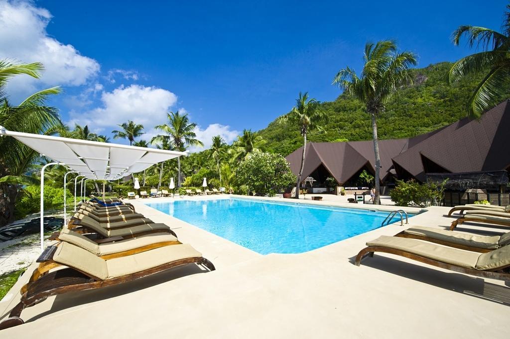 New Emerald Cove Hotel Baie Sainte Anne Luaran gambar